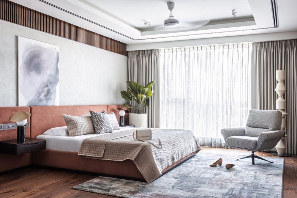 The Roach Abode, Prestige Kingfisher Towers, Bangalore (image 2 of 36)