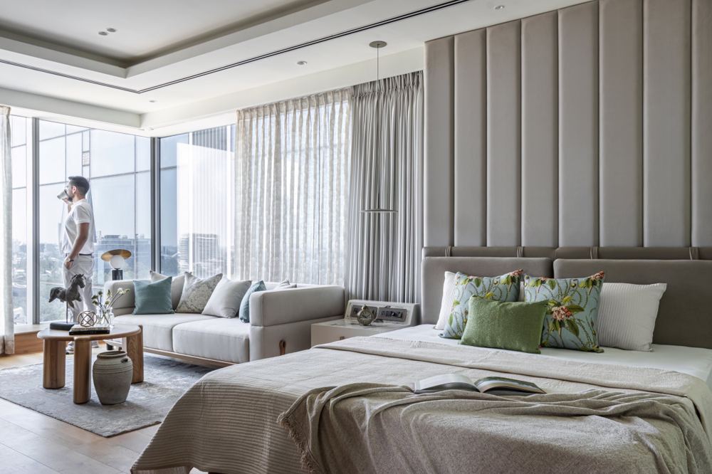 The Roach Abode, Prestige Kingfisher Towers, Bangalore (image 17 of 36)